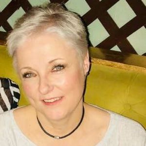 Meet your Posher, Loretta